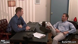 Gorgeous gay gets ass banged prevalent the office