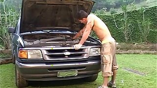 Musceled Guy Fuck his Friend Beefy Outdoor